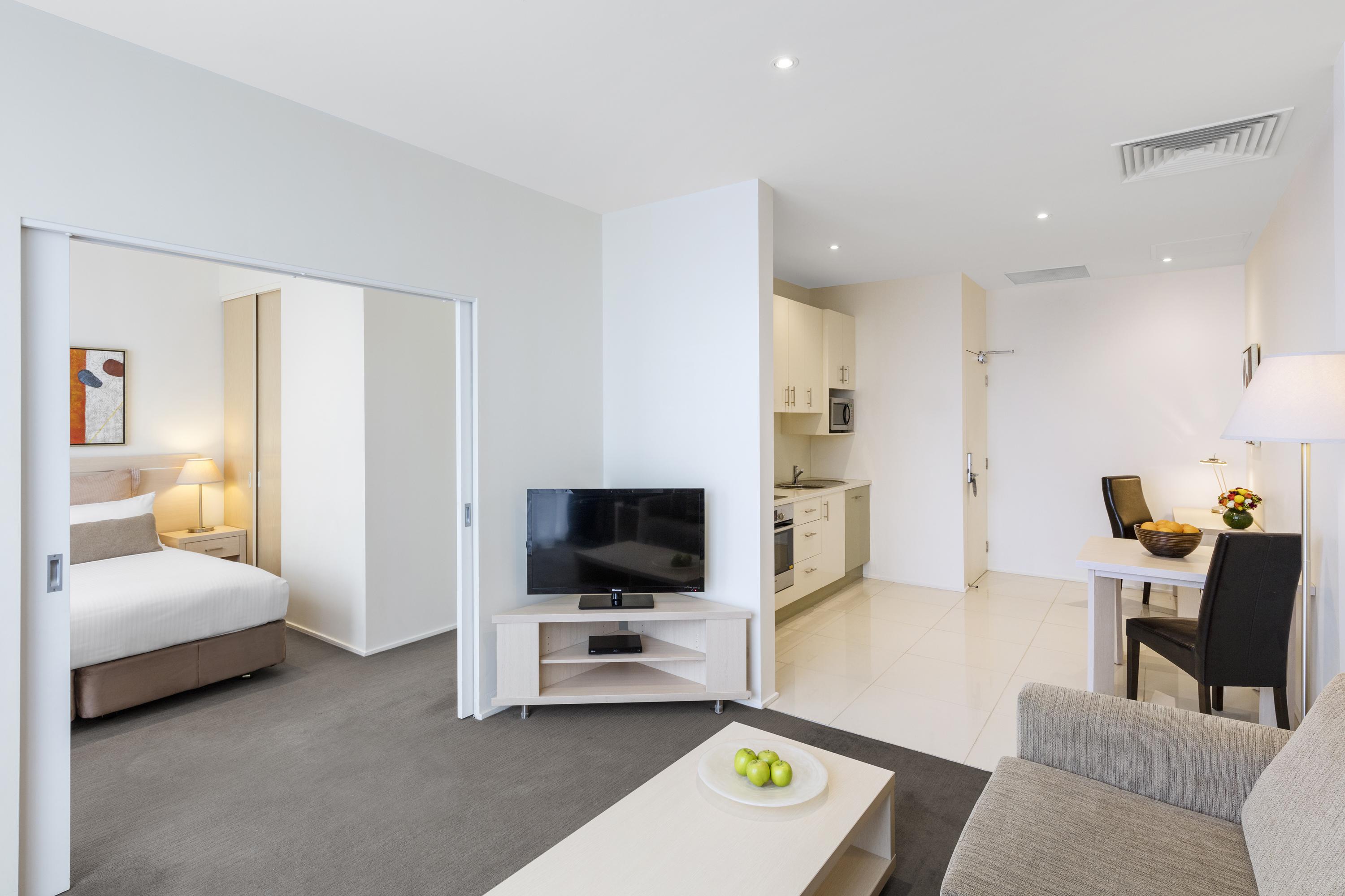 Oaks Melbourne On Lonsdale Suites Exterior photo