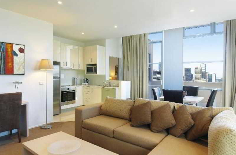 Oaks Melbourne On Lonsdale Suites Exterior photo